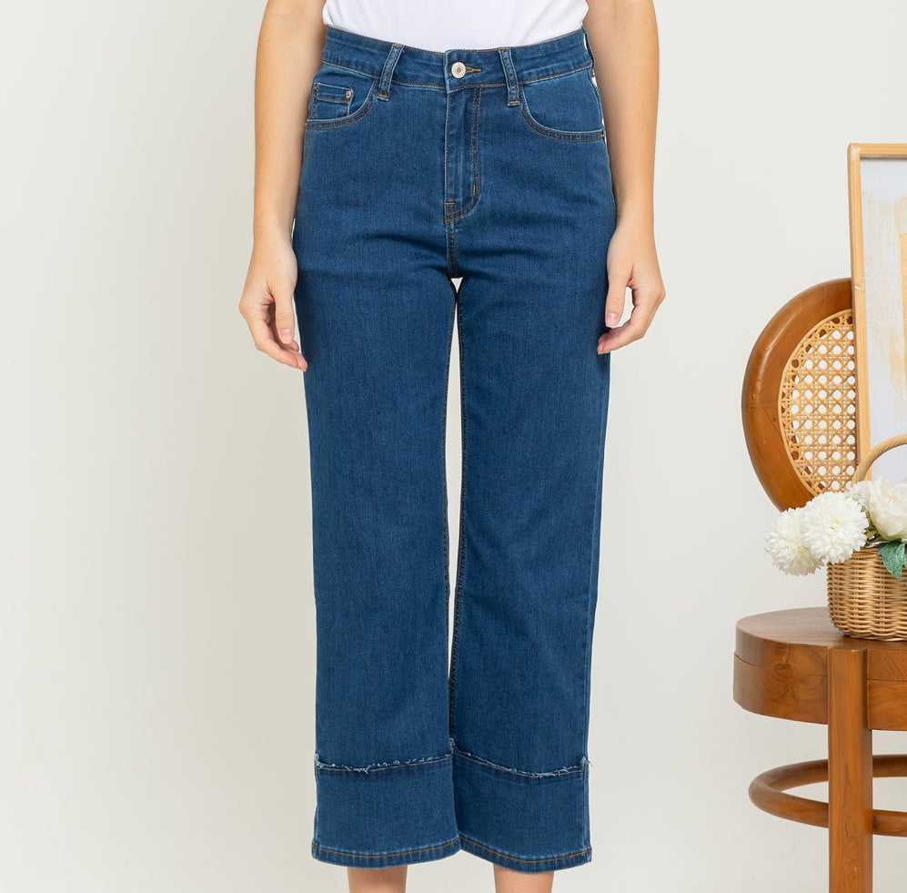 Cropped Dark Blue Jeans c125