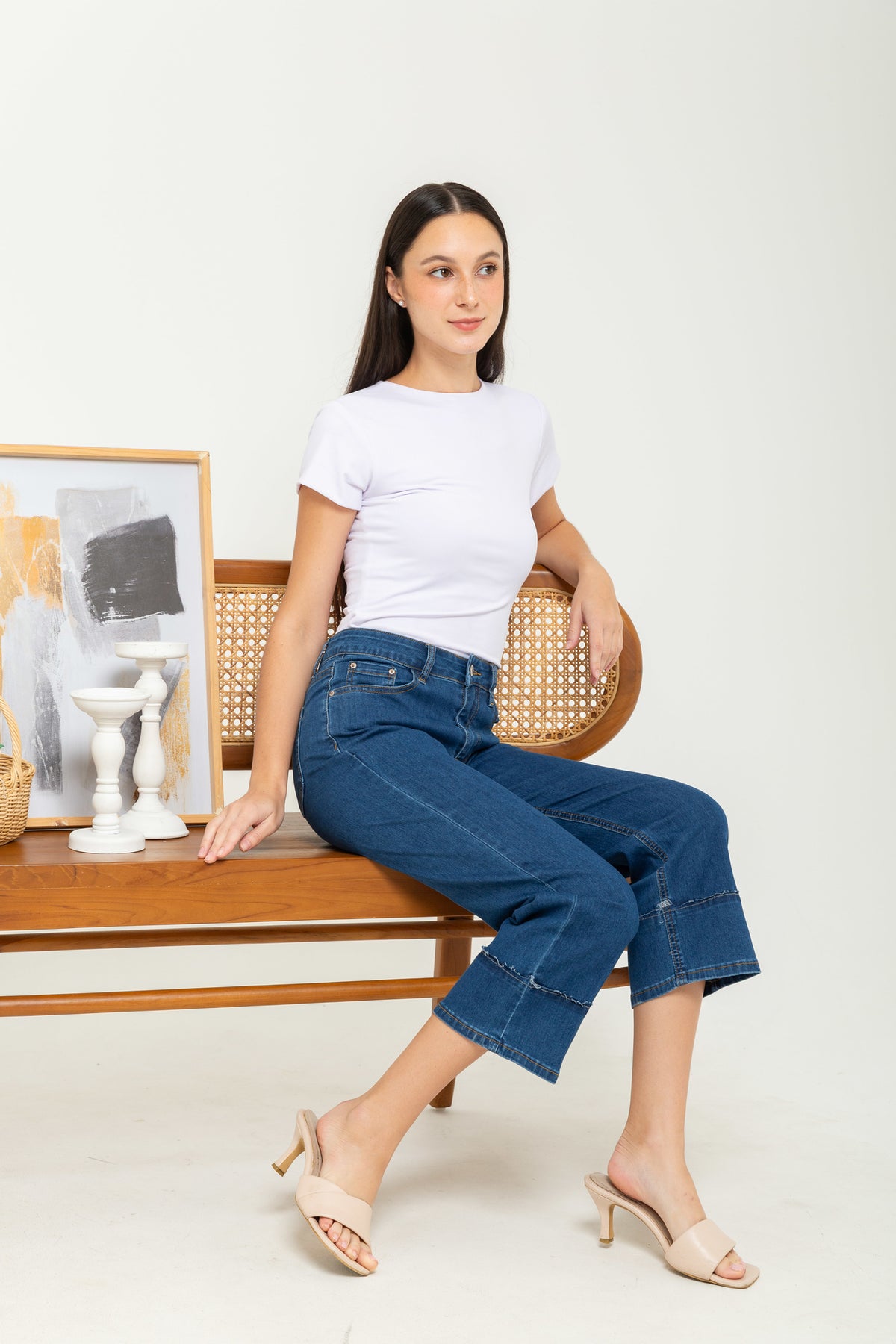 Cropped Dark Blue Jeans c125