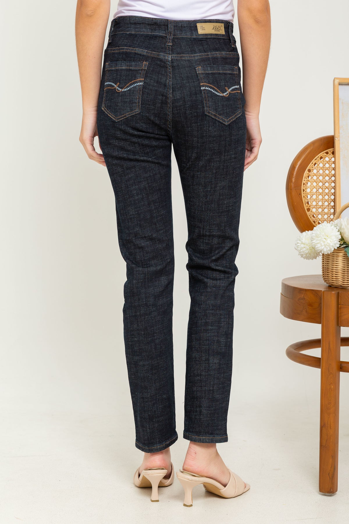 Slim Dark Blue Jeans c133