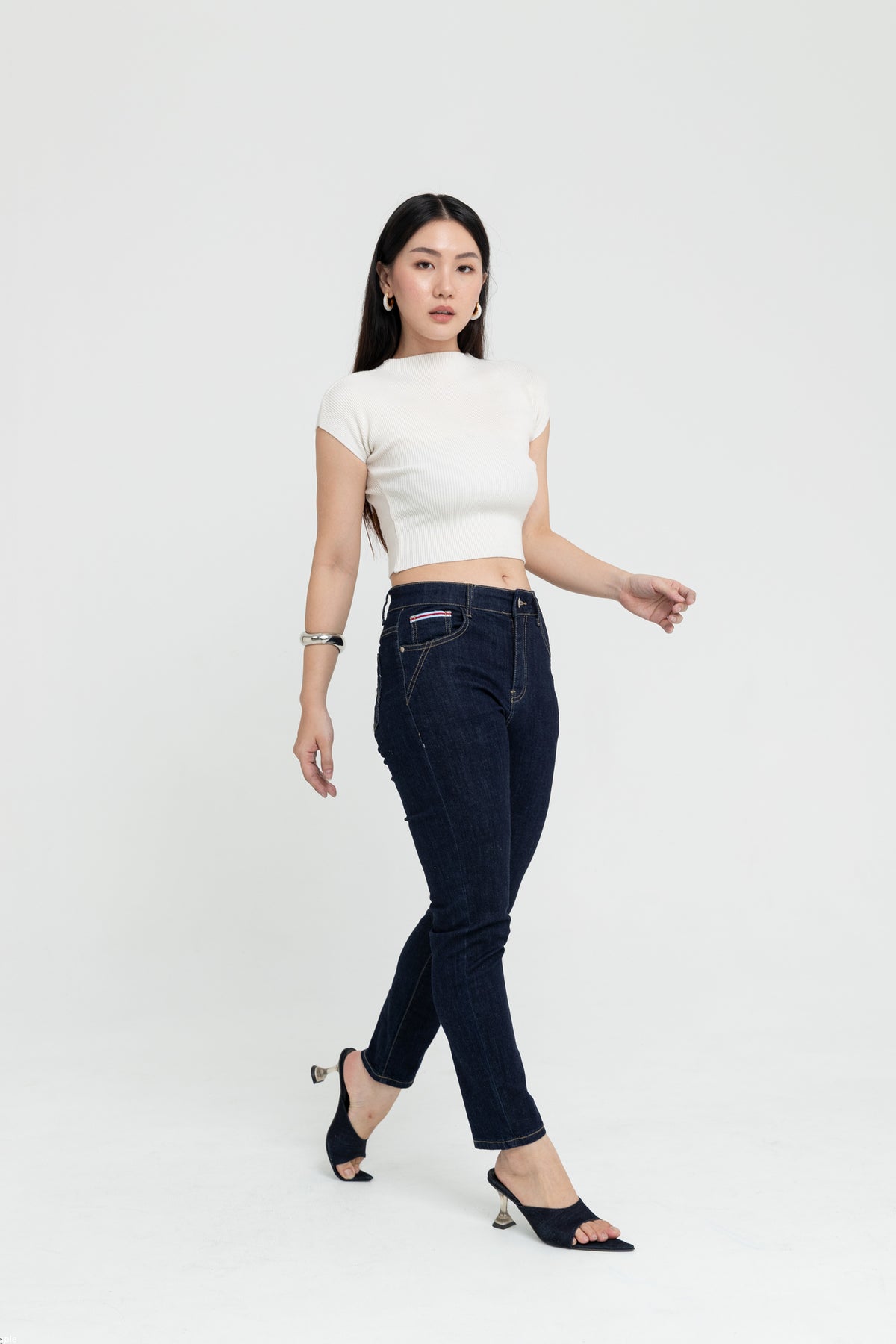 Slim Dark Blue Jeans c182