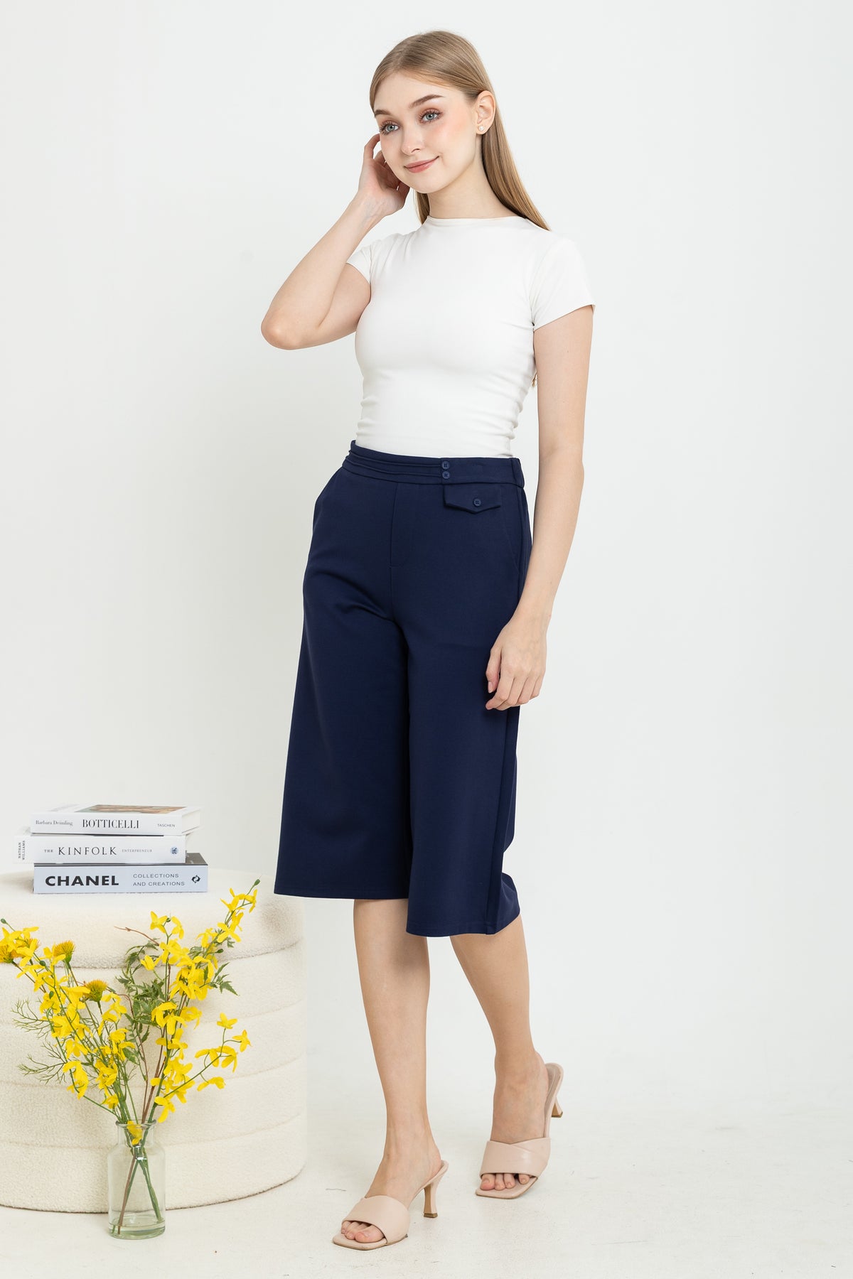 Combed Cotton Cropped Pants 7572