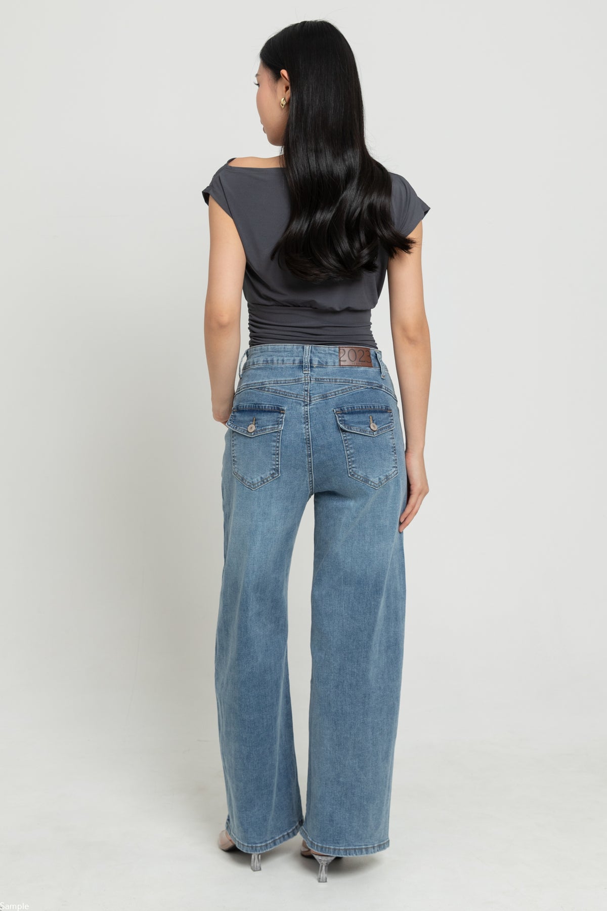 Wide Leg Light Blue Jeans c201