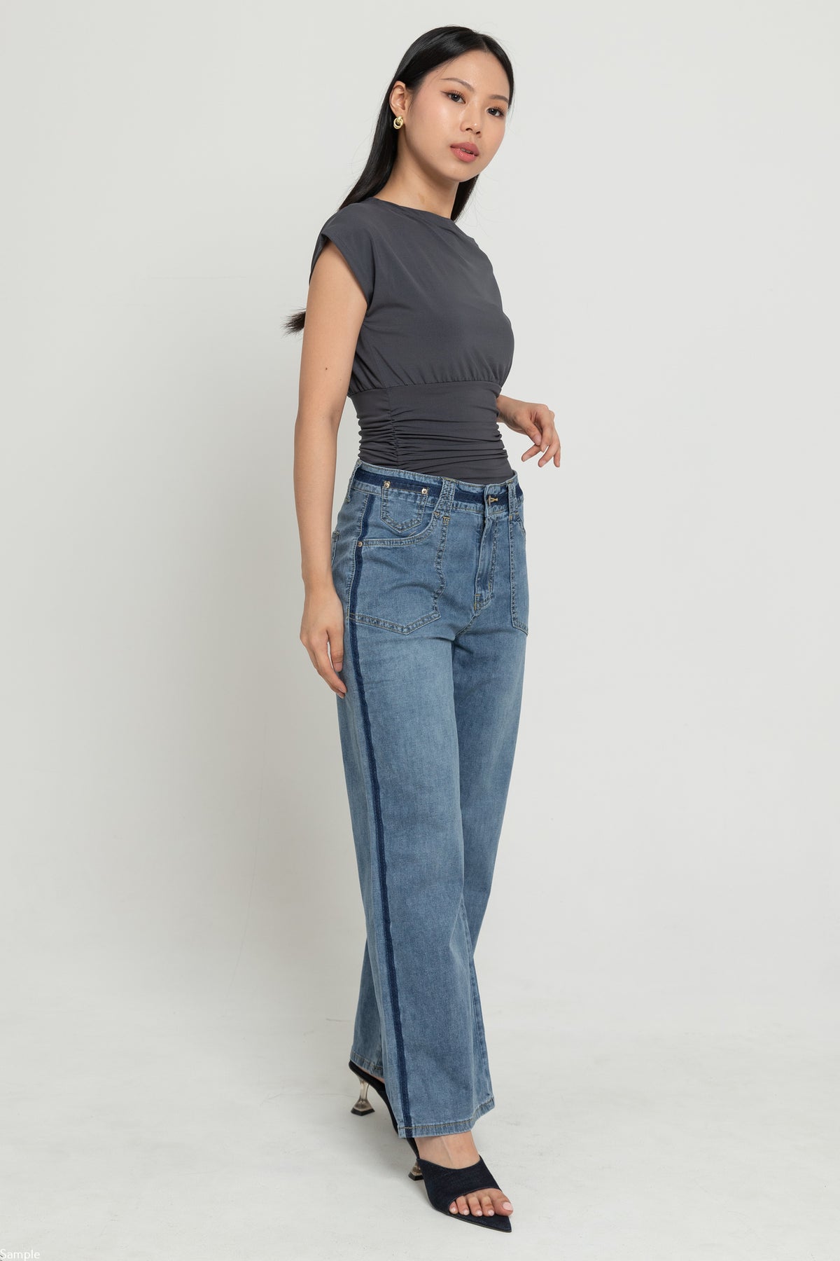 Straight Light Blue Jeans c192