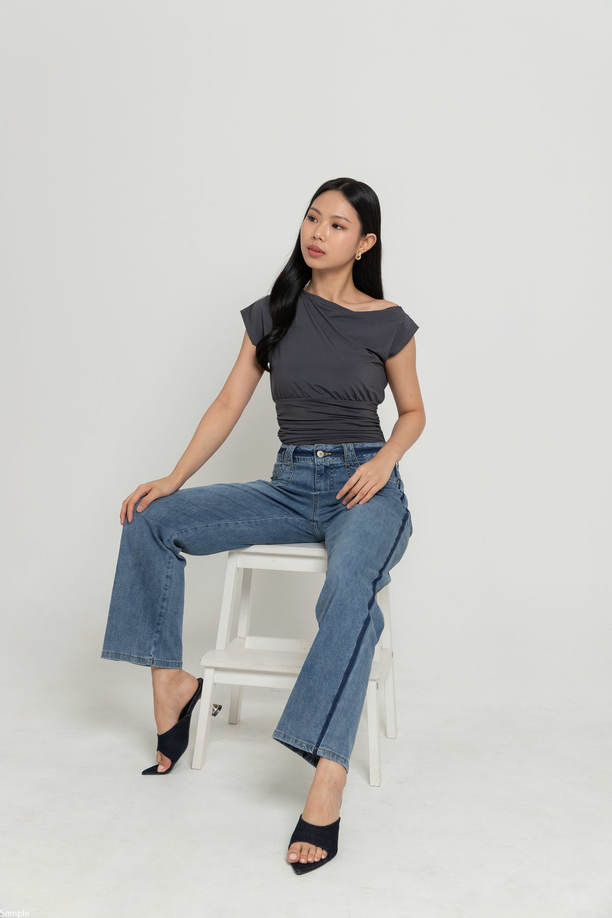 Straight Light Blue Jeans c192