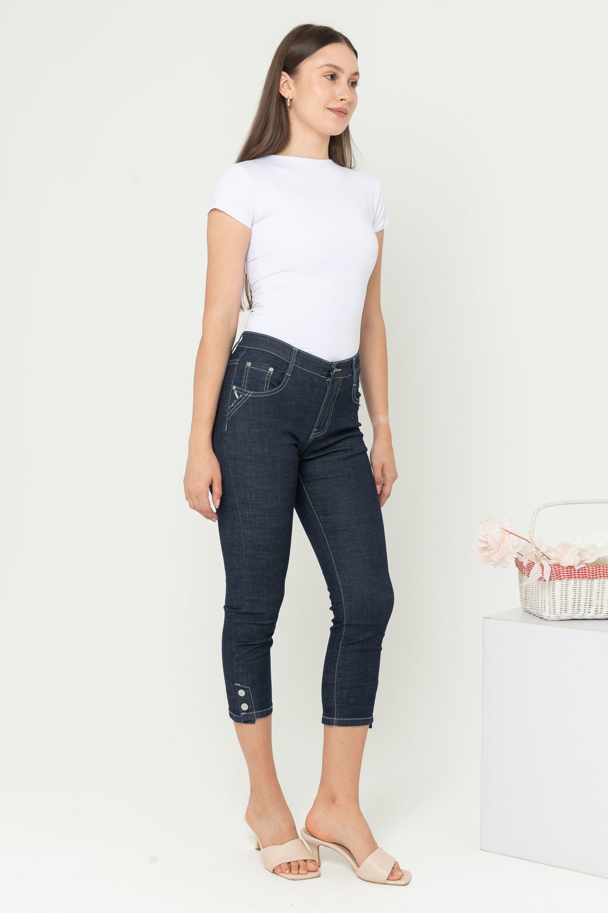 Cropped Dark Blue Jeans s355
