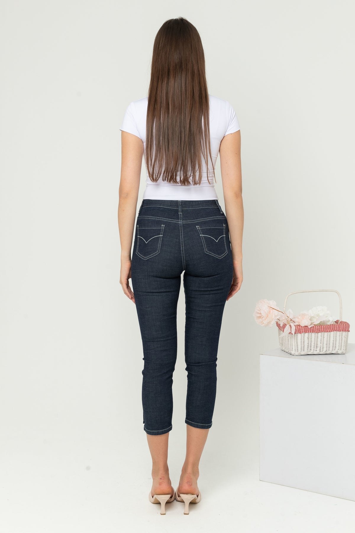 Cropped Dark Blue Jeans s355