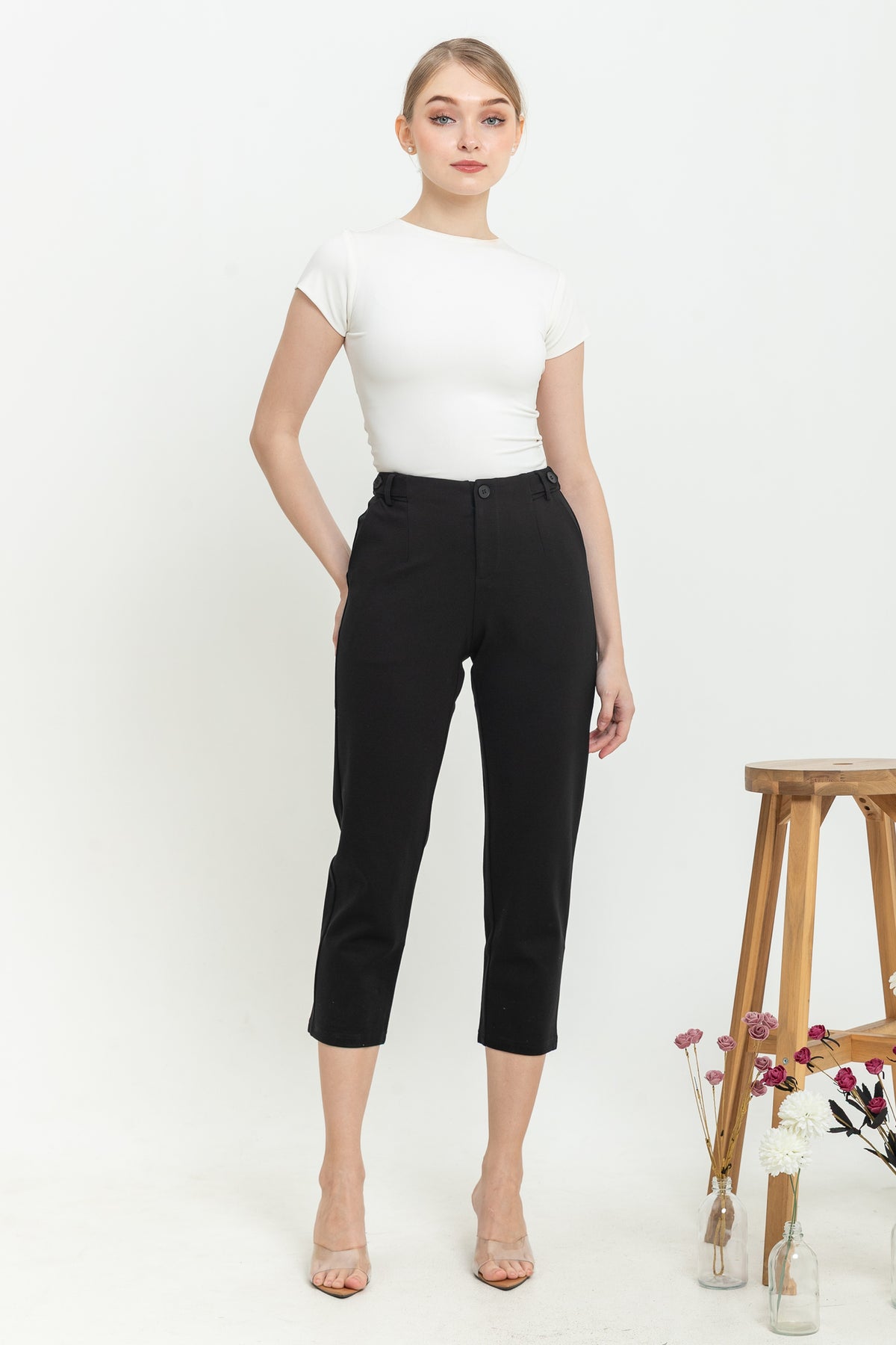Combed Cotton Cropped Pants n512