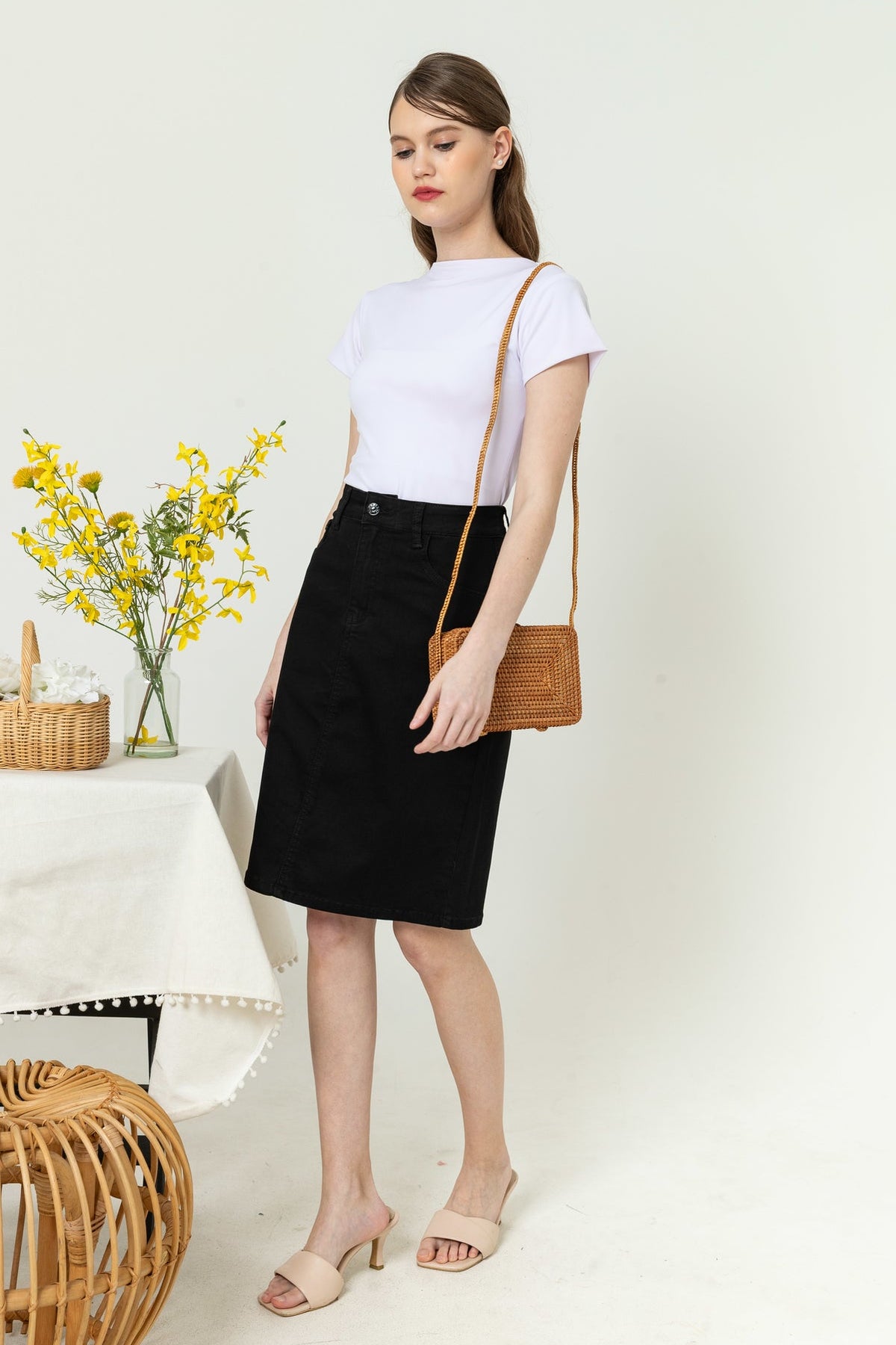 Skirt Black Jeans s413