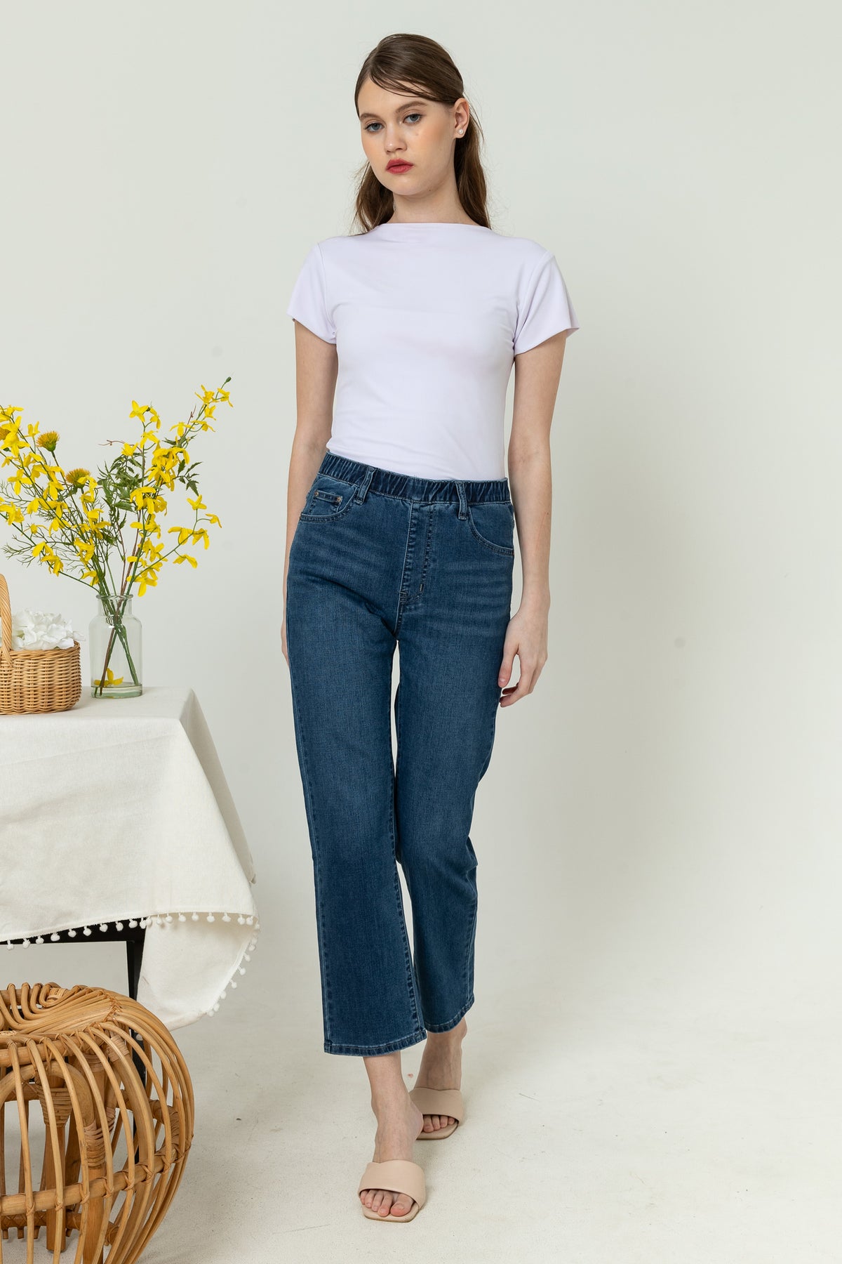 Straight Dark Blue Jeans s414