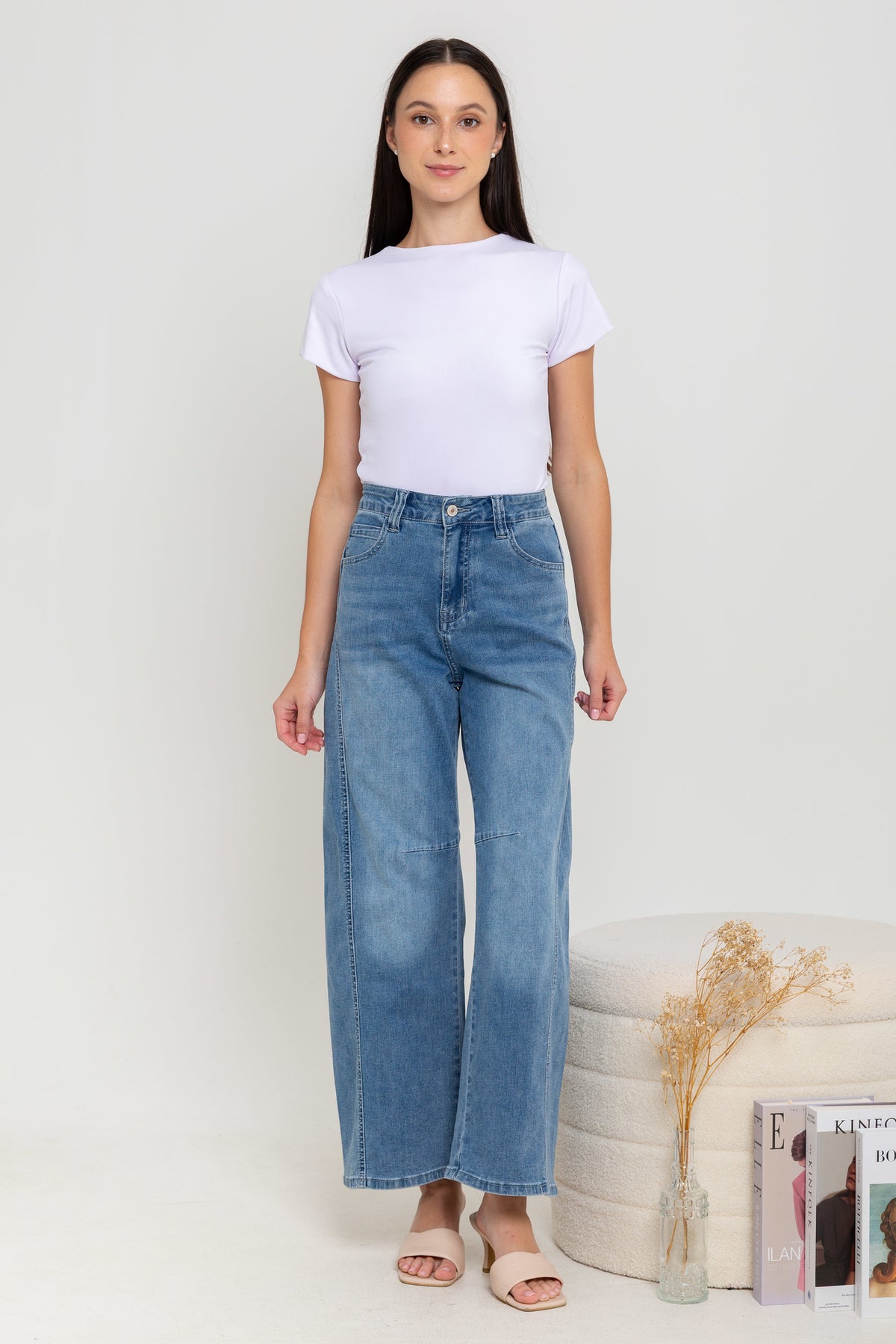 Wide Leg Light Blue Jeans s426