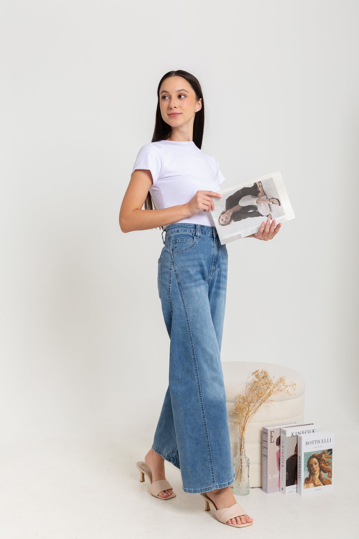 Wide Leg Light Blue Jeans s426