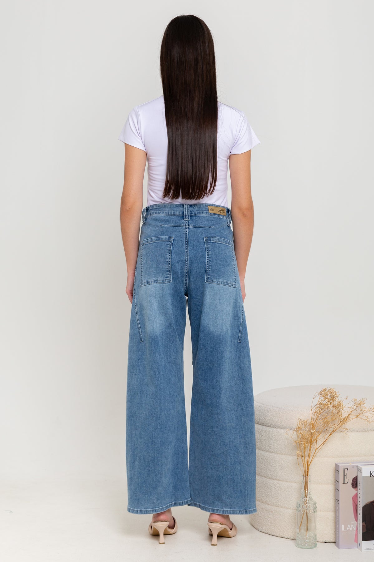 Wide Leg Light Blue Jeans s426