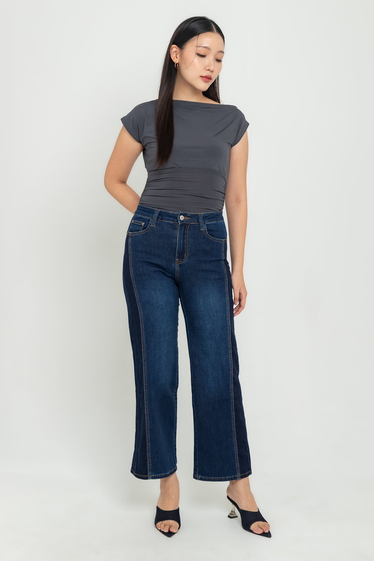 Wide Leg Dark Blue Jeans c171