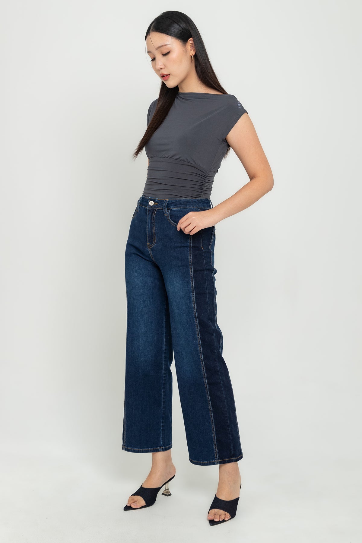 Wide Leg Dark Blue Jeans c171