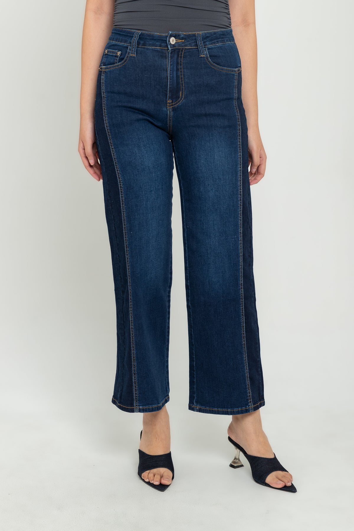Wide Leg Dark Blue Jeans c171