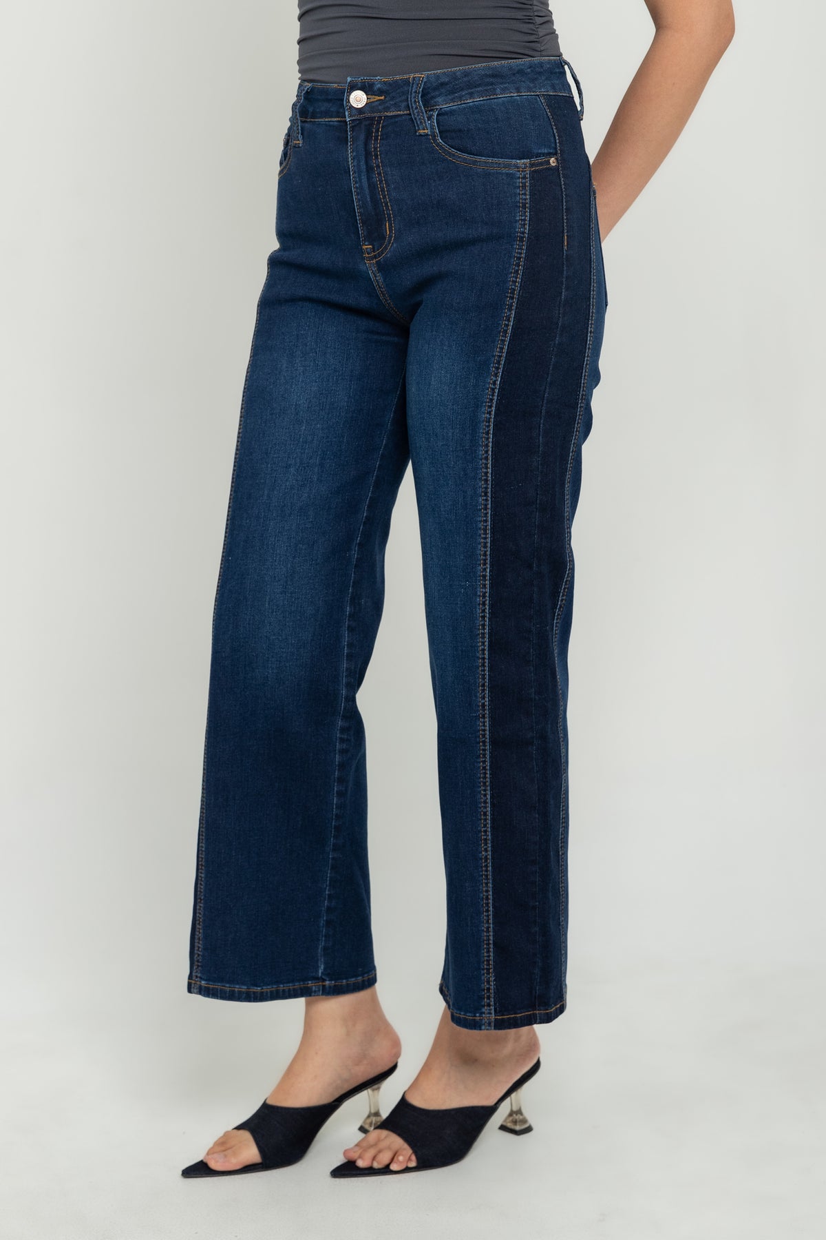 Wide Leg Dark Blue Jeans c171