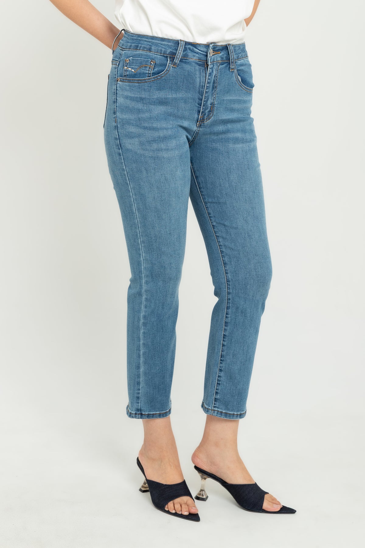 Slim Light Blue Jeans s474