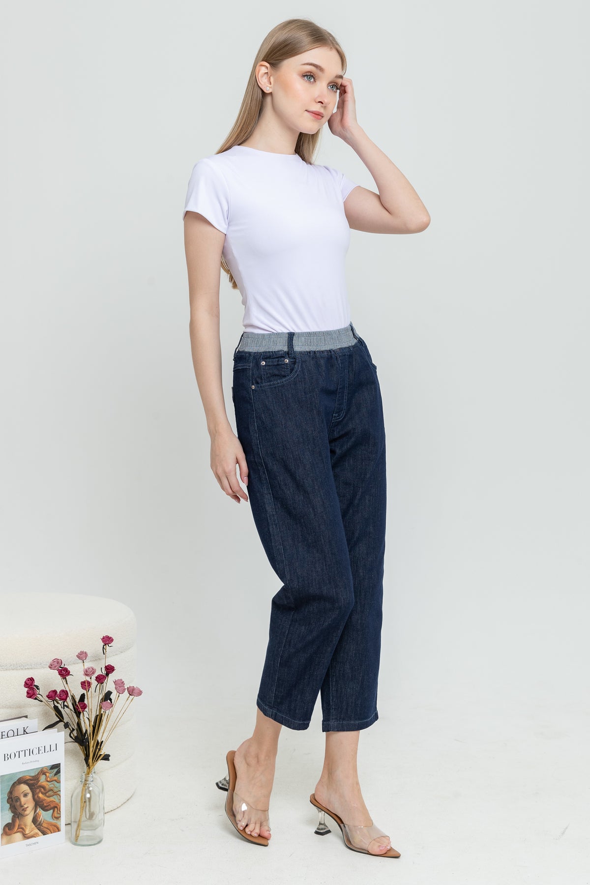 Straight Dark Blue Jeans s398