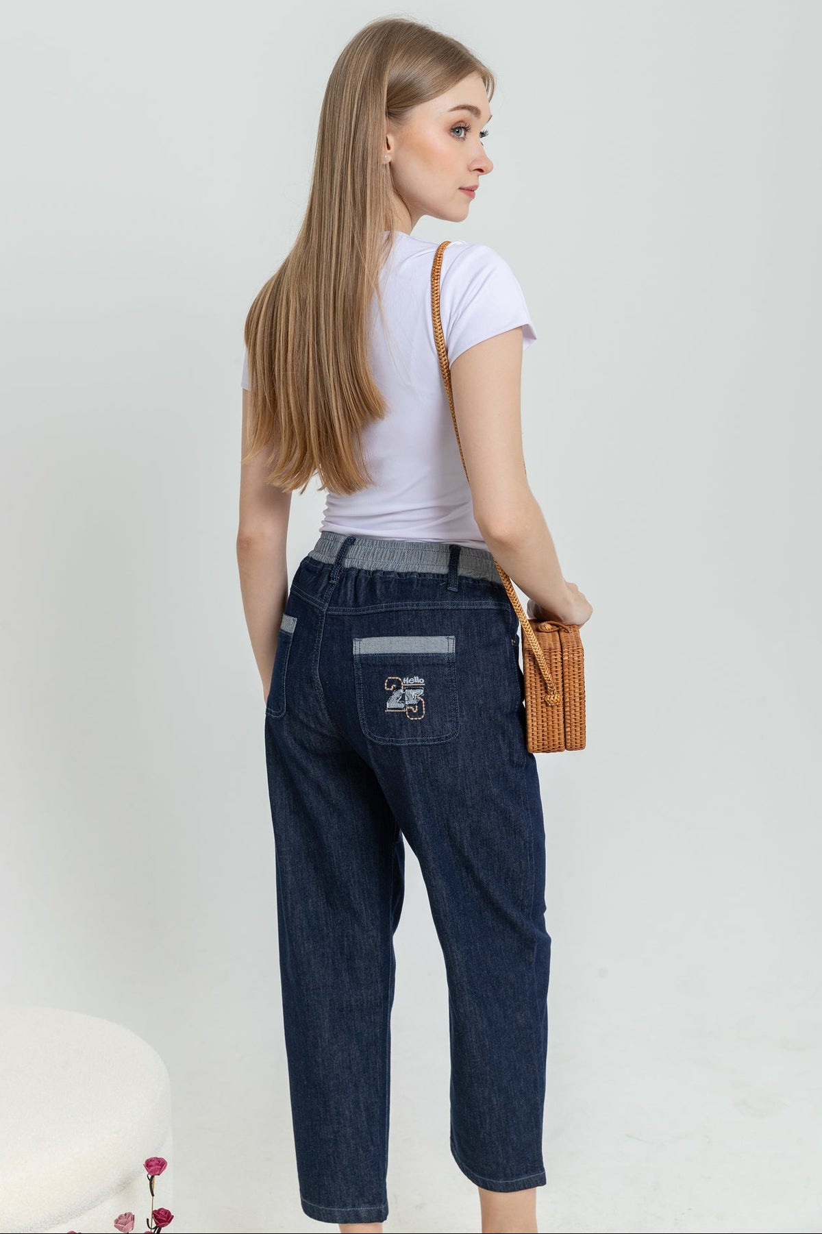 Straight Dark Blue Jeans s398