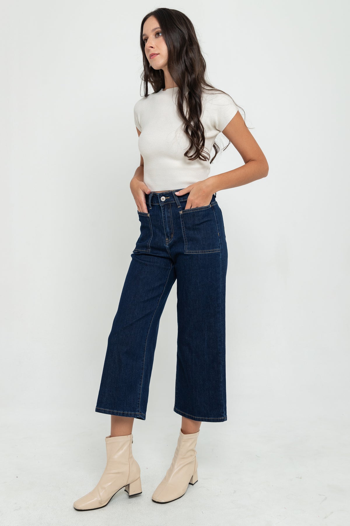 Cropped Dark Blue Jeans c169