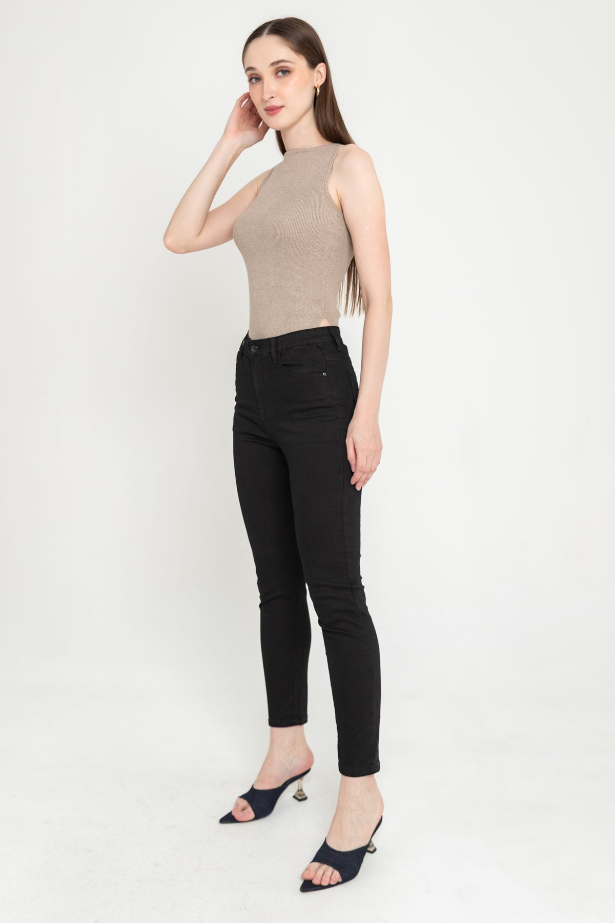 Slim Black Jeans s440