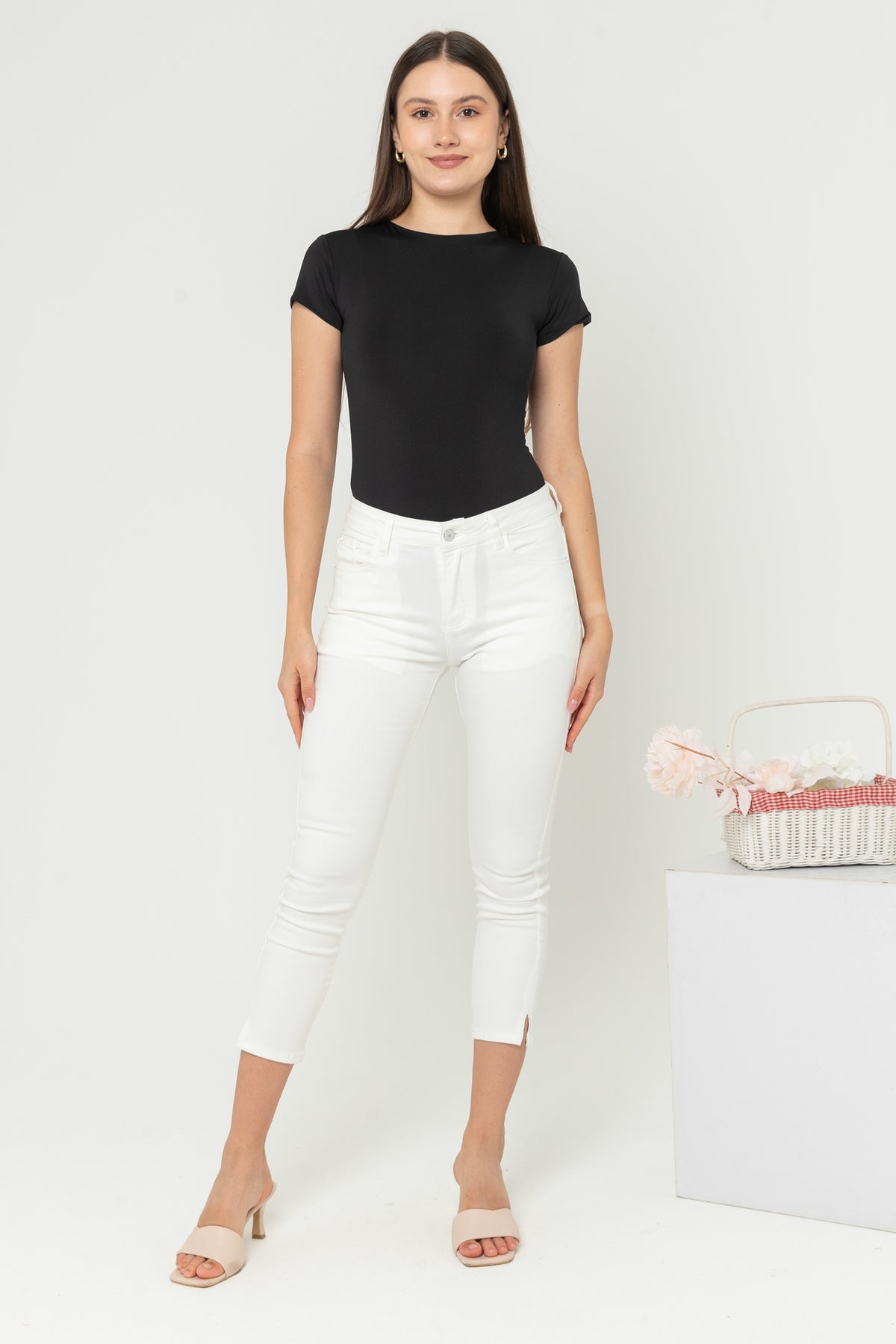 Capri White Jeans s350