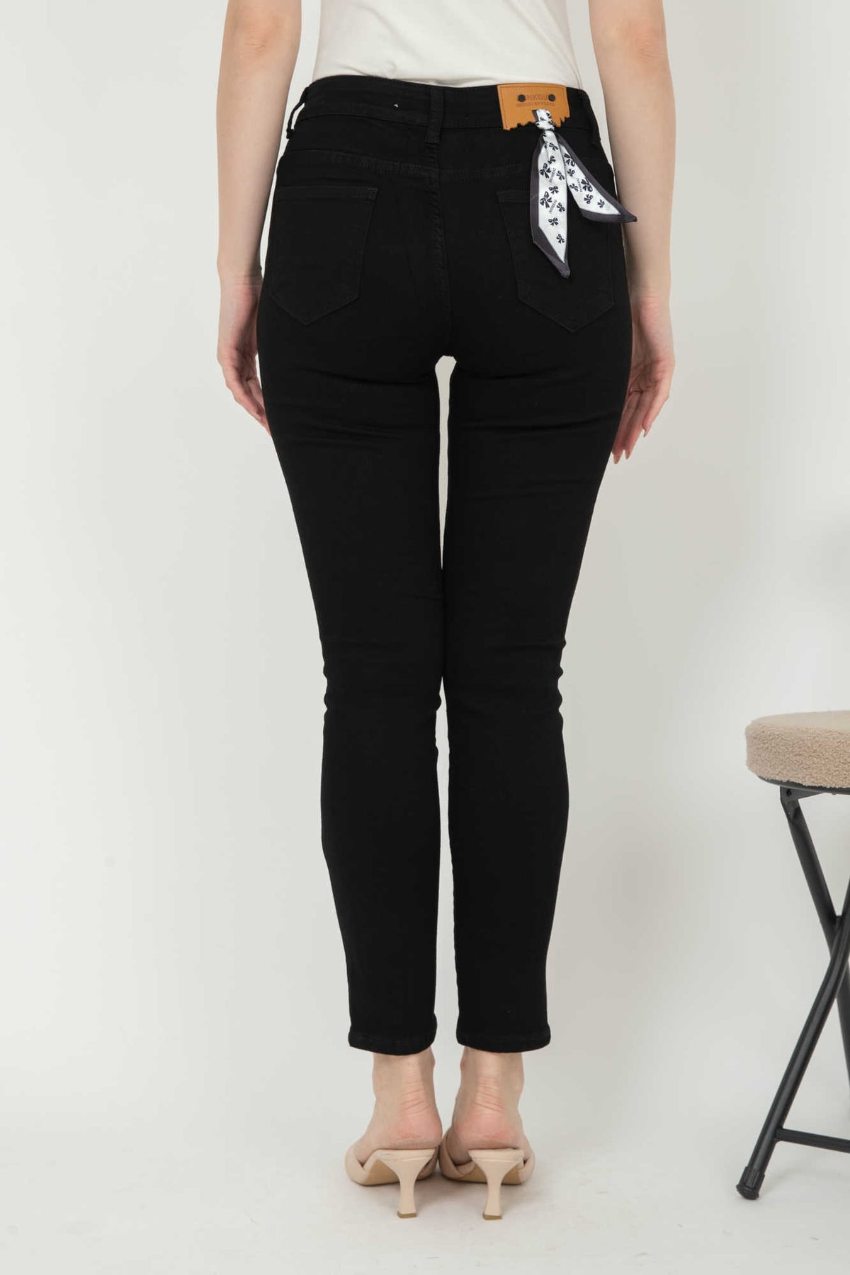 Slim Black Jeans s315