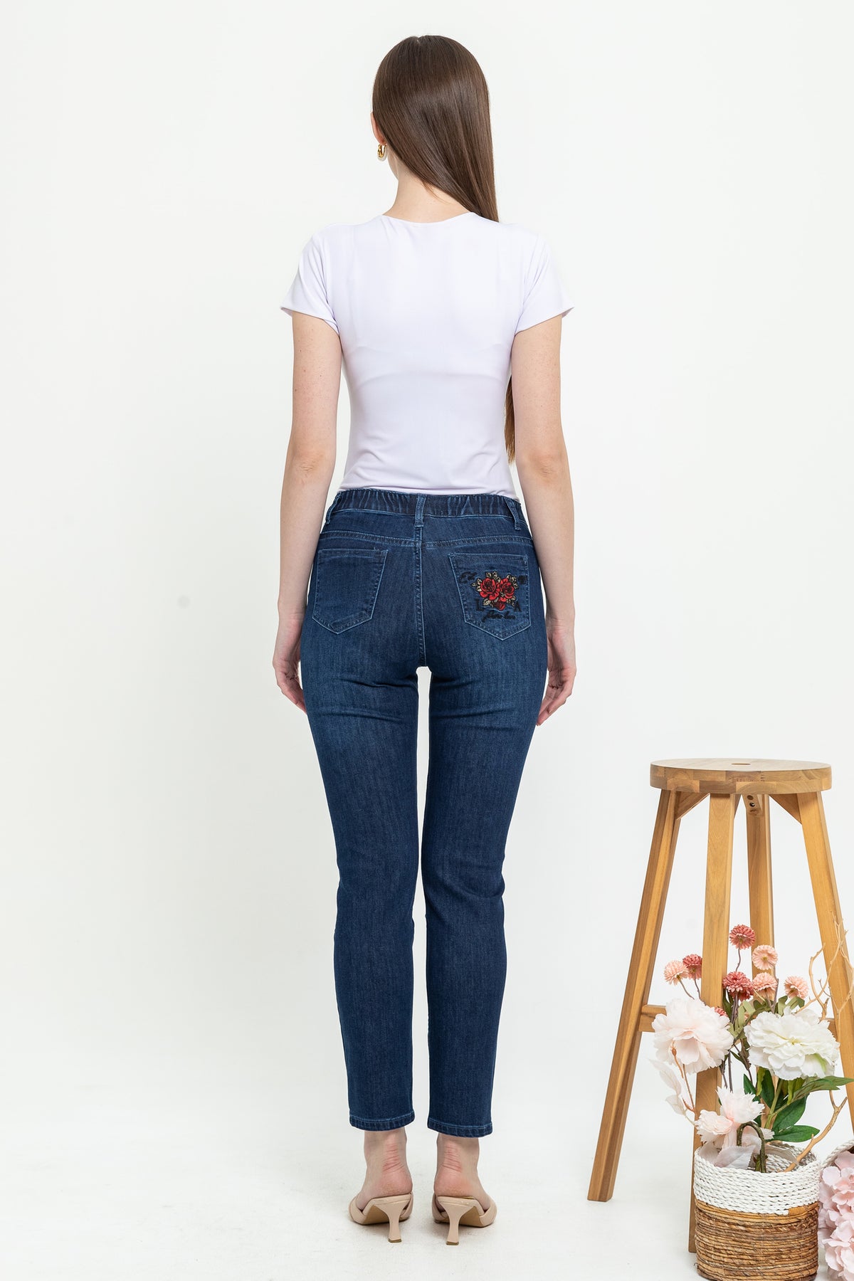 Slim Dark Blue Jeans s444