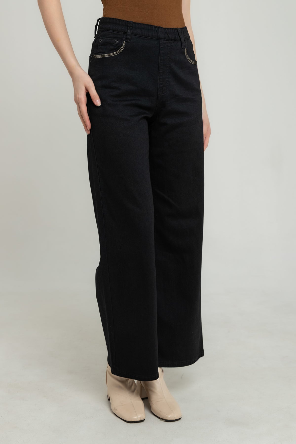 Wide Leg Black Jeans s482