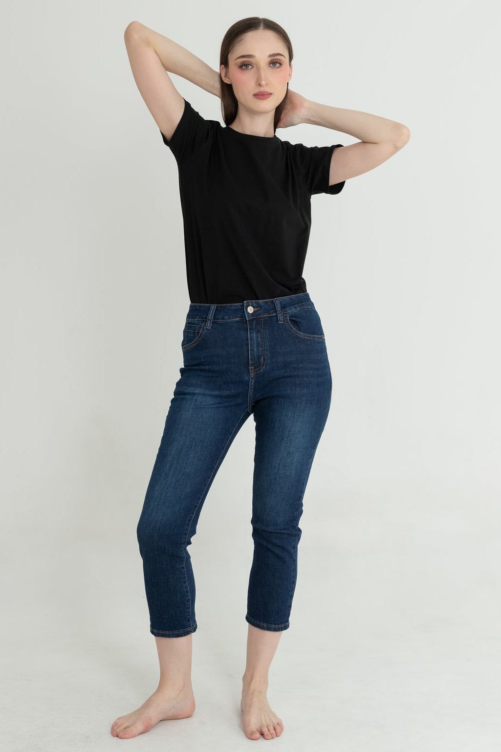 Cropped Dark Blue Jeans c196