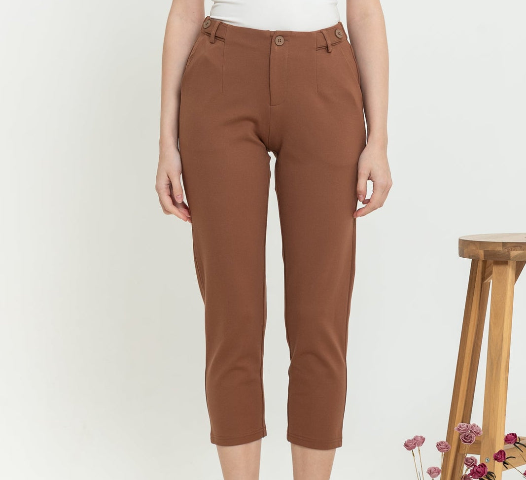 Combed Cotton Cropped Pants n512
