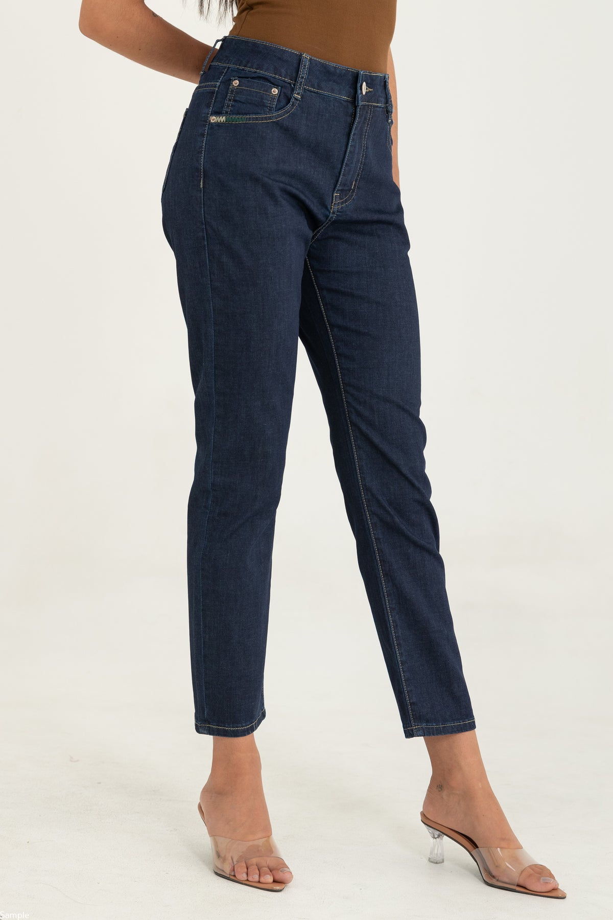 Slim Dark Blue Jeans c212