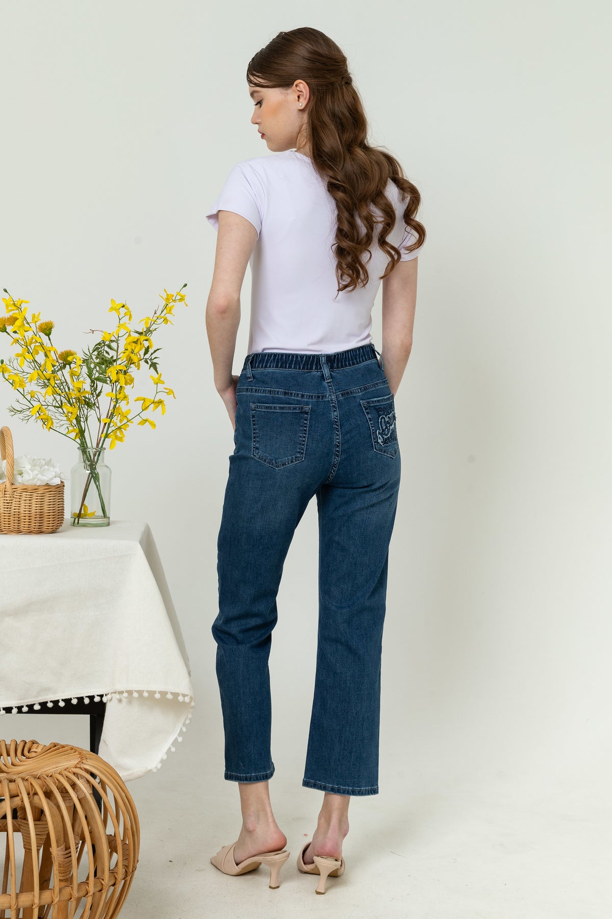 Straight Dark Blue Jeans s414