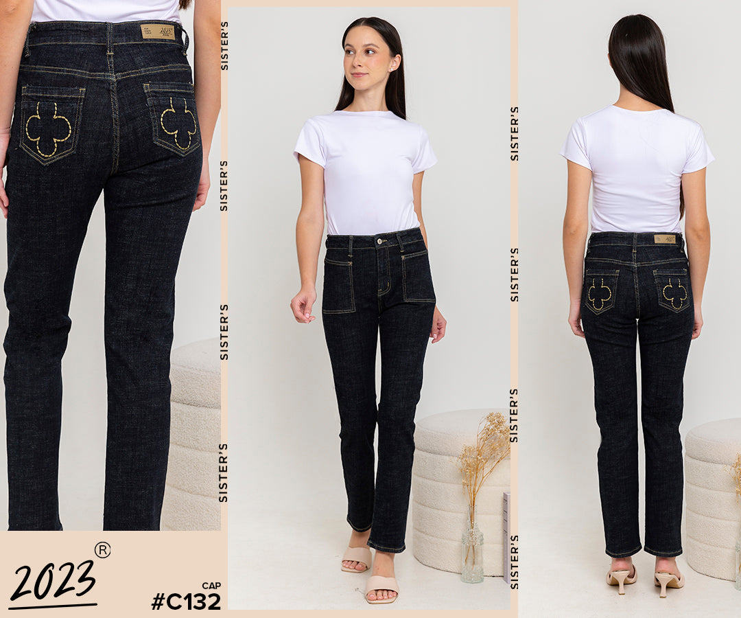 Slim Black Jeans c132