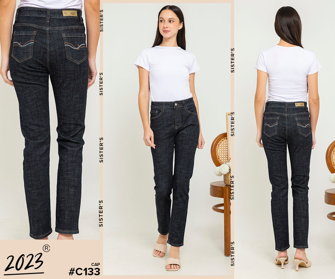 Slim Black Jeans c133