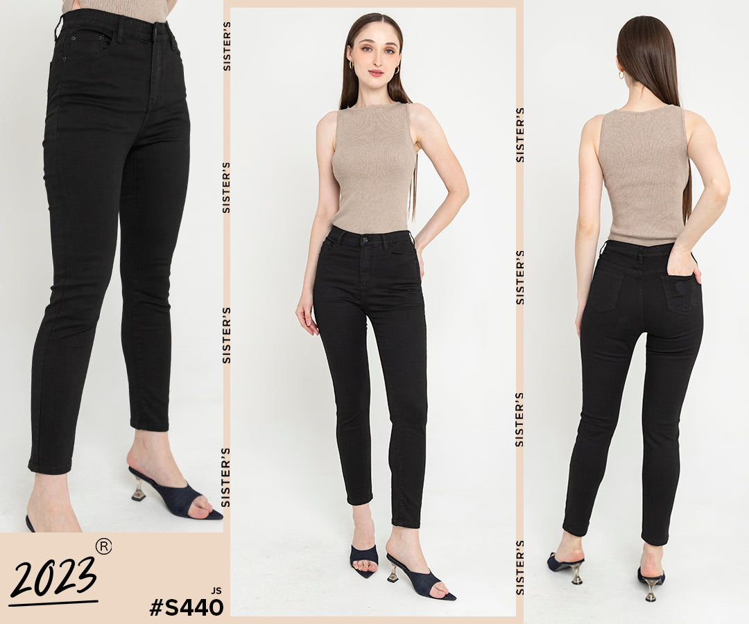 Slim Black Jeans s440